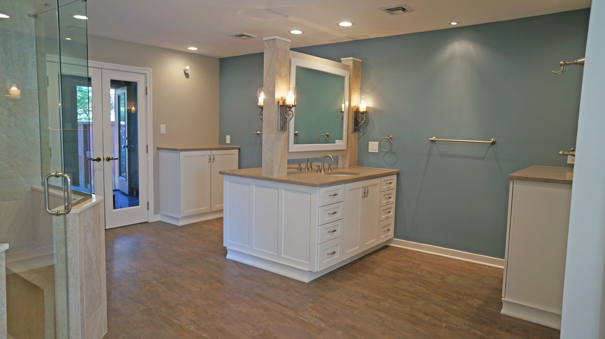 Change Up Your Bathroom Layout for a Fresh Design Griscombathdesign13