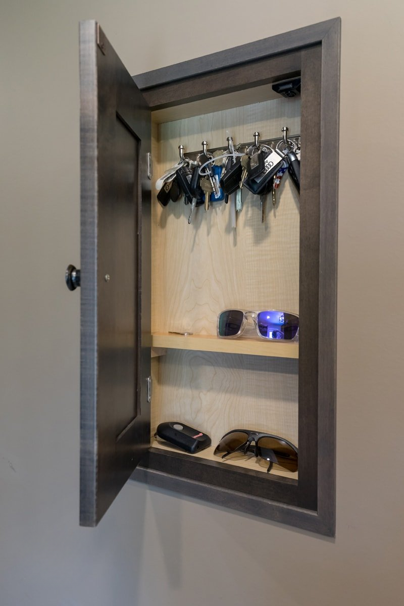 Declutter with Kitchen Design Storage Solutions CrescentAveMudroom2