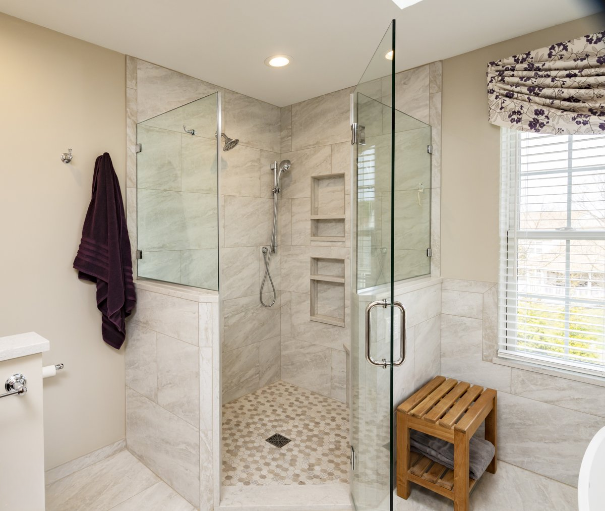Ideas for a Small Bathroom Remodel Pursellbathdesign4