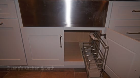6 Kitchen Design Accessories to Get Organized for the Holidays CleaningSuppliesPullOutHafele web