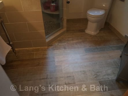 Durability and Style: Selecting the Right Bathroom Flooring