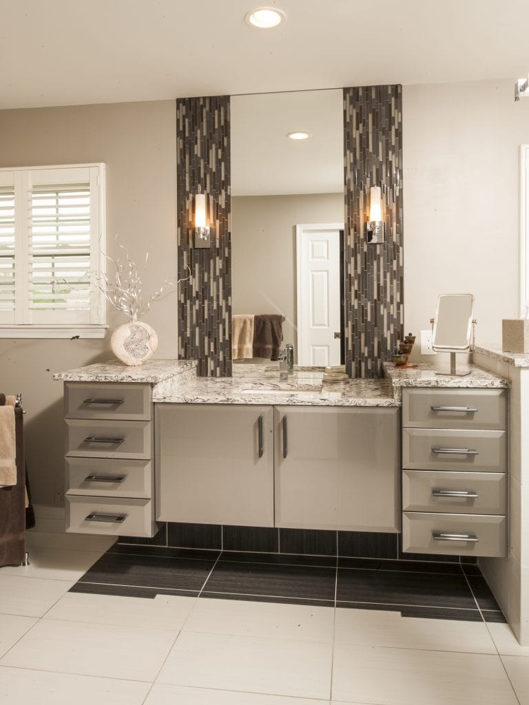 Get Inspired with Textures in Bathroom Design