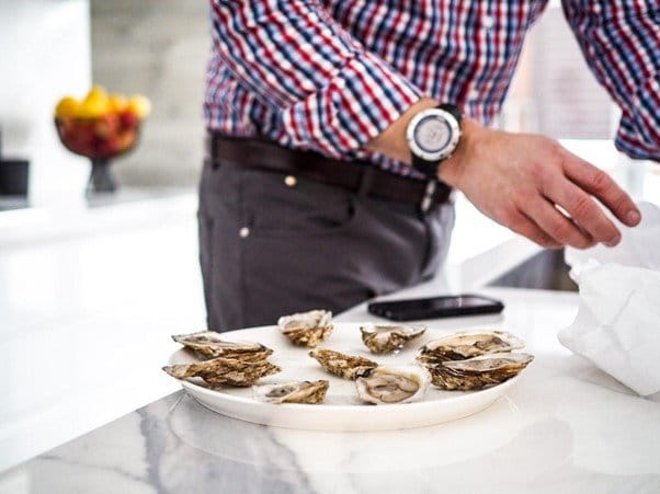 How Can a Smartwatch Help You in the Kitchen?