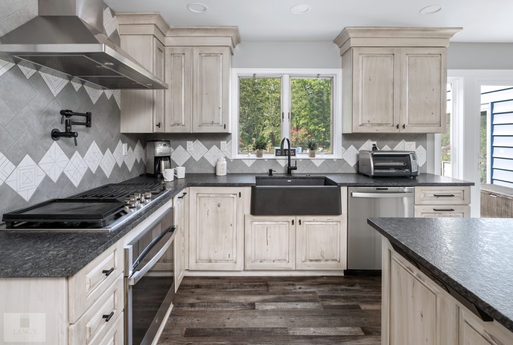 Kitchen Design Updates That Help New Homeowners Settle Faster