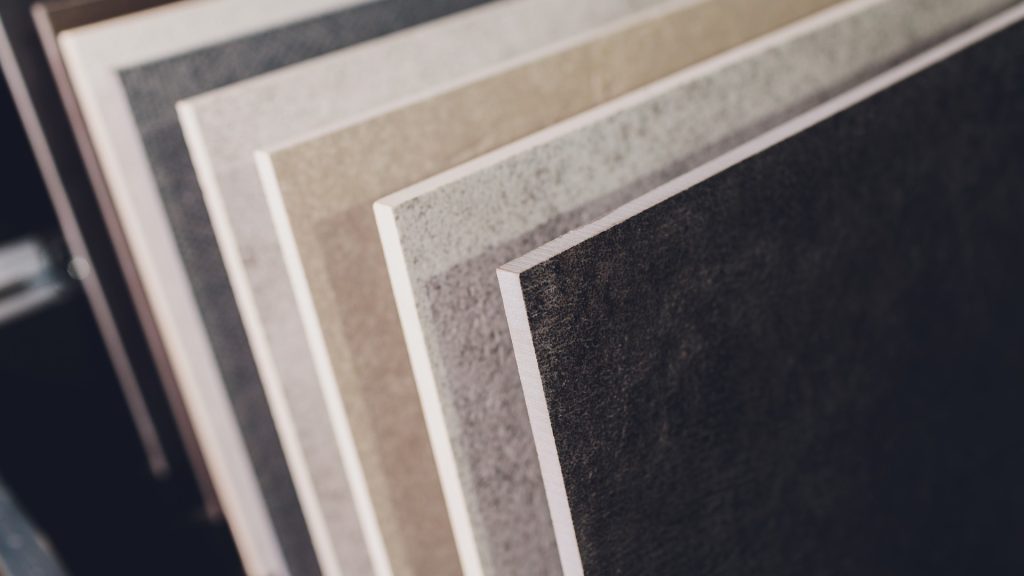 Should You Pick Your Quartz Slab Before the New Tariff?
